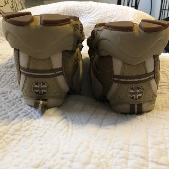 UK Gear PT-03 hot terrain running shoe with free gators and spare laces - Picture 5 of 13